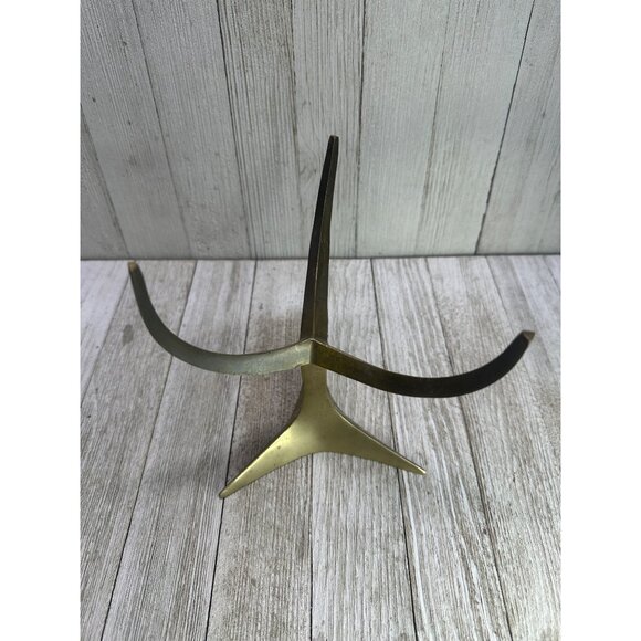 Vintage Brass 6" Tall Claw Sculpture Stand for Home Decor Piece MCM Industrial - Picture 2 of 8